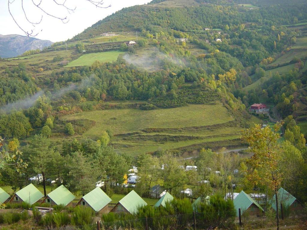 Camping Vall De Ribes Ribes De Freser Phòng bức ảnh
